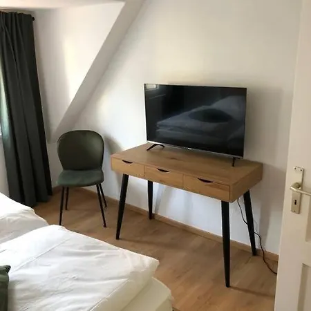 2 In Giessen-mitte *